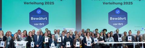 Auszeichnung mit »Bewährt-vor-Ort«-Siegel für kommunale Innovation auf dem Deutschen Kommunalkongress